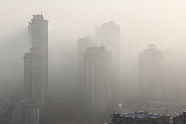 恒冠儀表提示您國內(nèi)多地區(qū)出現(xiàn)十面“霾”伏  那么新型儀表何時崛起？